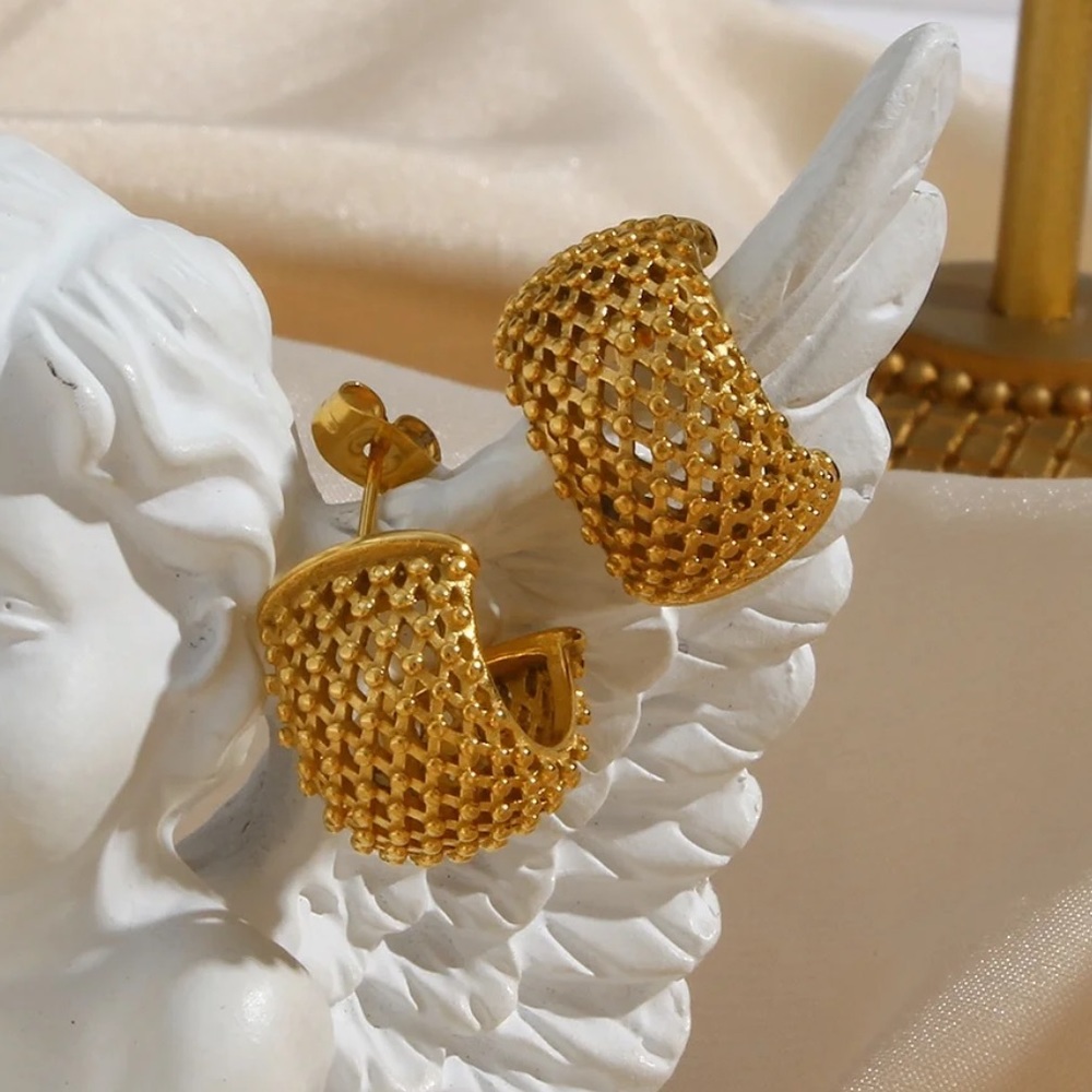 18K Gold Plated Stainless Steel Mesh Shape Stud Tarnish Free Chunky Hoop Earring